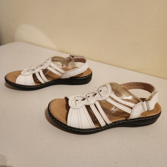 Clarks Women's Sz 8.5 Leisa Janna Sandal White Leather Strappy Boho Comfort Sole - Picture 11 of 11
